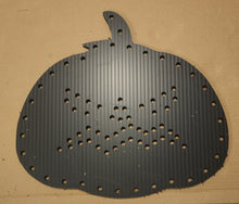 Load image into Gallery viewer, Pumpkins series 21in 4 different options